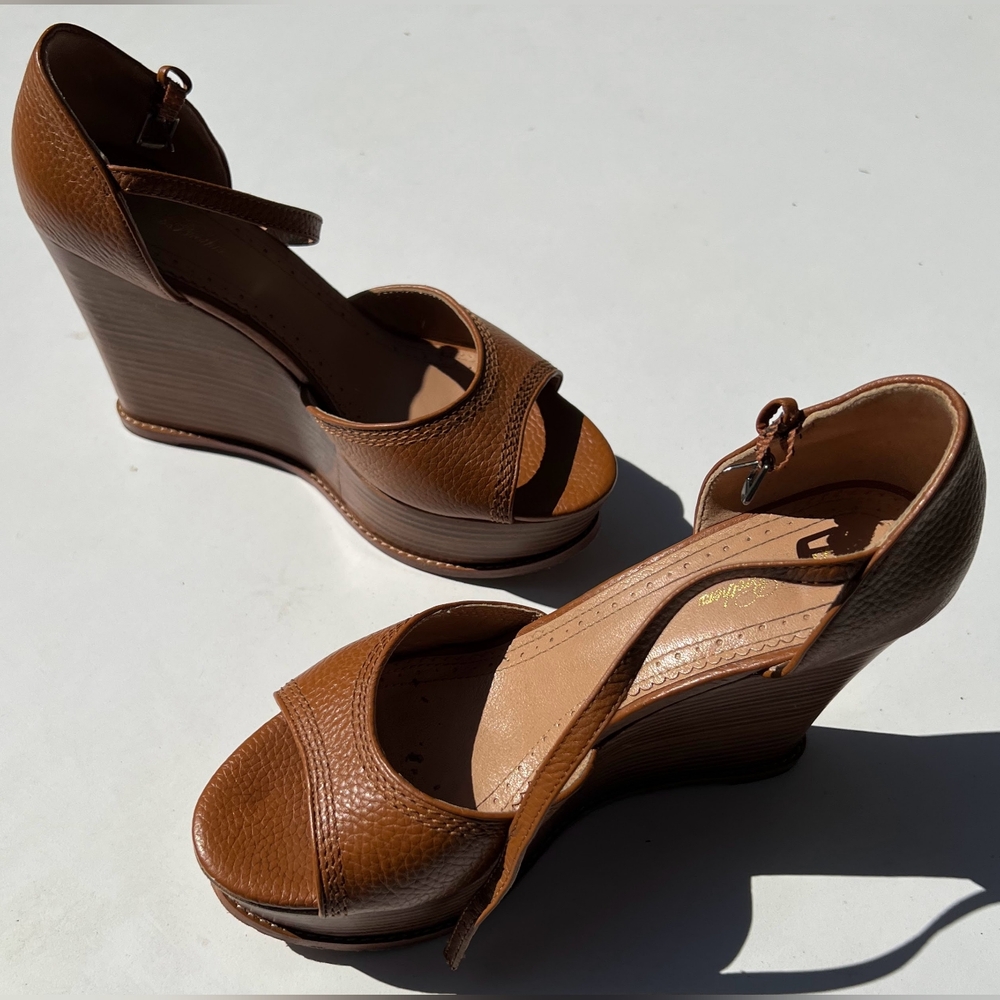 Brooks Brothers Tan Leather Wedge Sandals - Picture 2 of 6